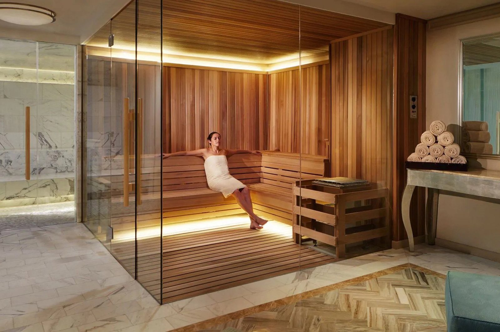 Spa-Ritz-Steam-Room.jpg